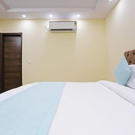 Hotel Mannat Bhera Enclave New Delhi Eksteriør bilde