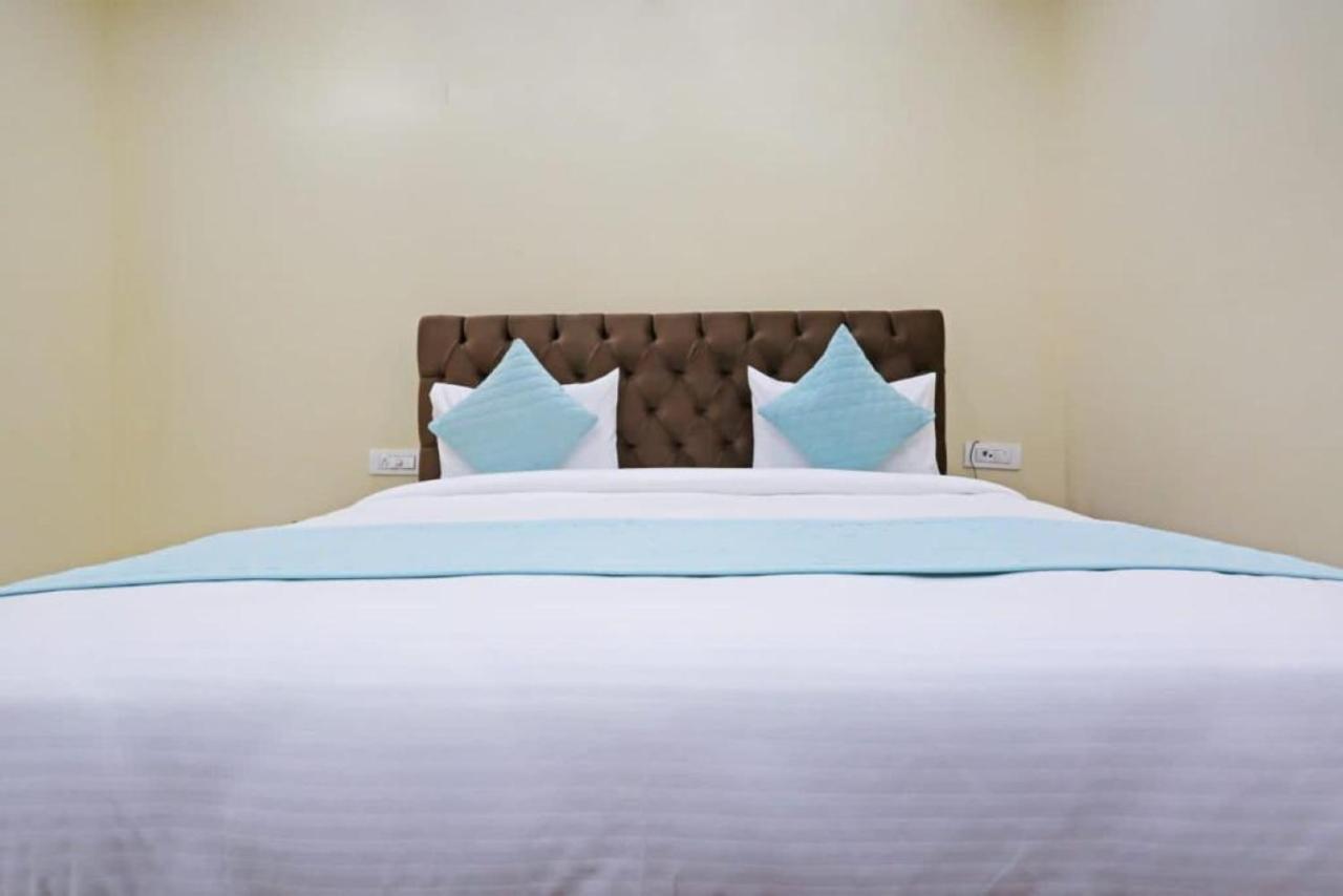 Hotel Mannat Bhera Enclave New Delhi Eksteriør bilde